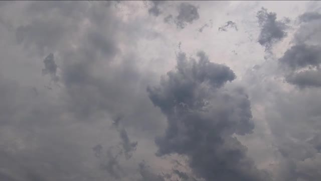 雨の降りそうな空の動画|無料の動画素材サイト「動画AC」
