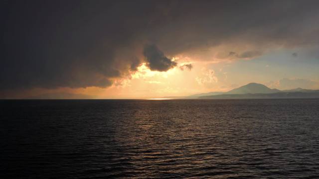 海と夕焼け1の動画|無料の動画素材サイト「動画AC」