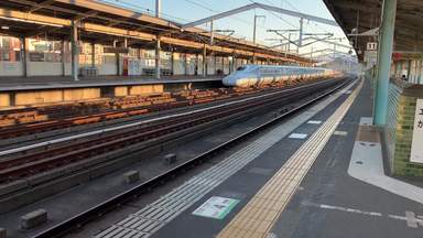 新幹線 シルエット イラストの無料ダウンロードサイト シルエットac